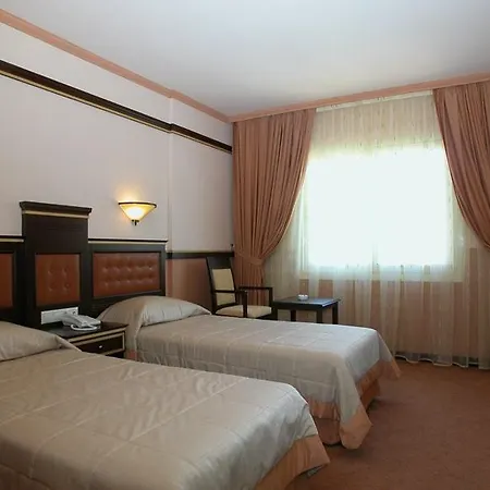 Motto Premium Hotel&spa 酒店 4*