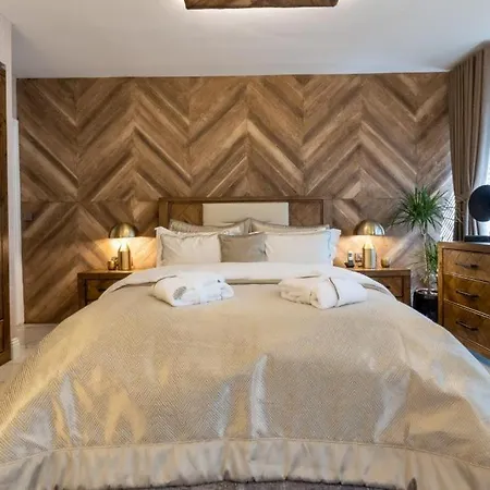 酒店 Motto Premium Hotel&spa 马尔马里斯